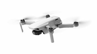 輕如鴻毛，智在人為 大疆創新發布御 Mavic Mini 迷你無人機